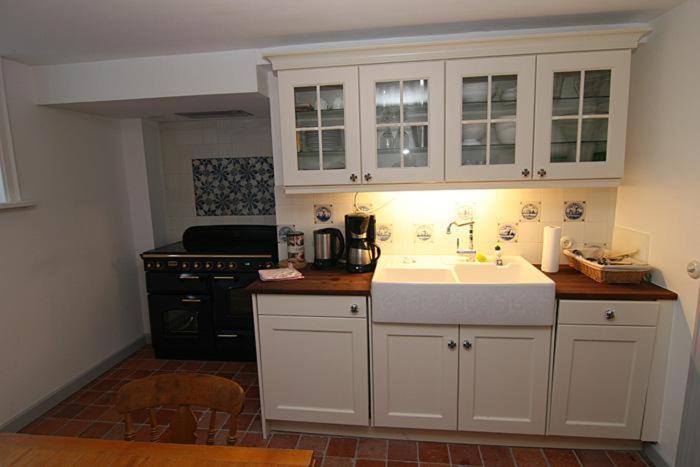 Friesenstube Apartment เฮอร์นุม ภายนอก รูปภาพ